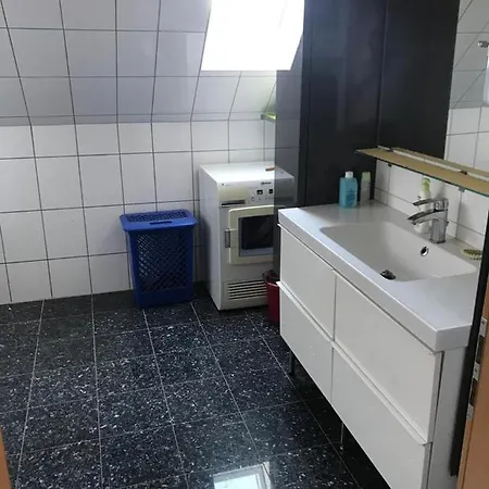 1 Bruchsal/forst 2 Personen